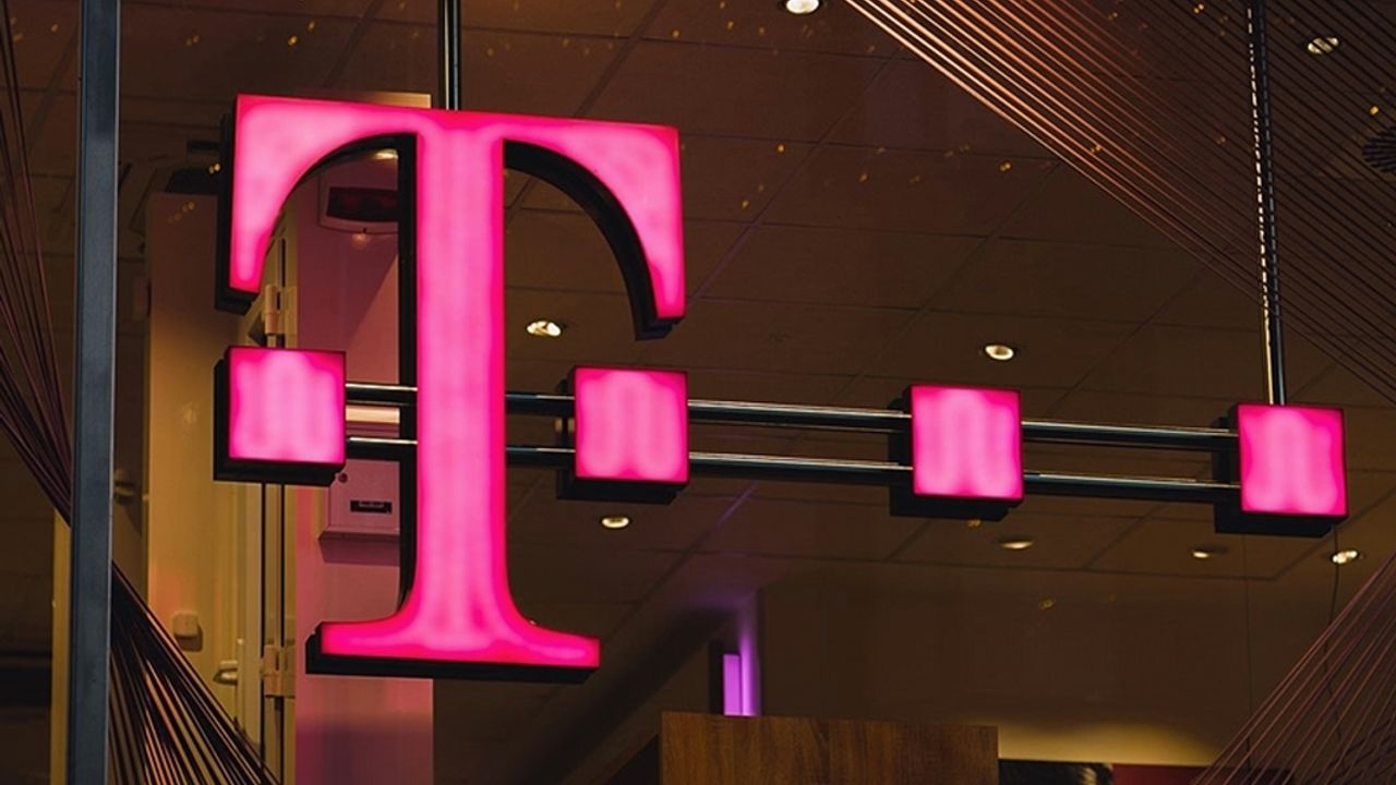 T-Mobile, US Cellular'ın kablosuz operasyonlarını 4,4 milyar dolara aldı