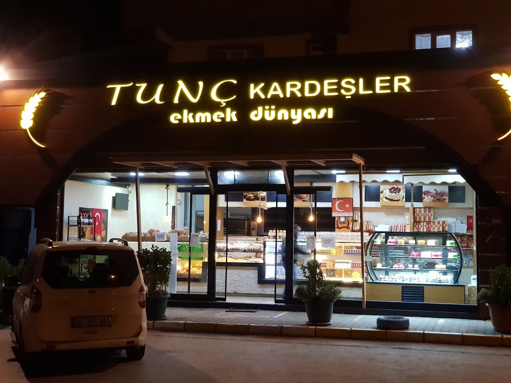 Tunç Ekmek Fabrikasi