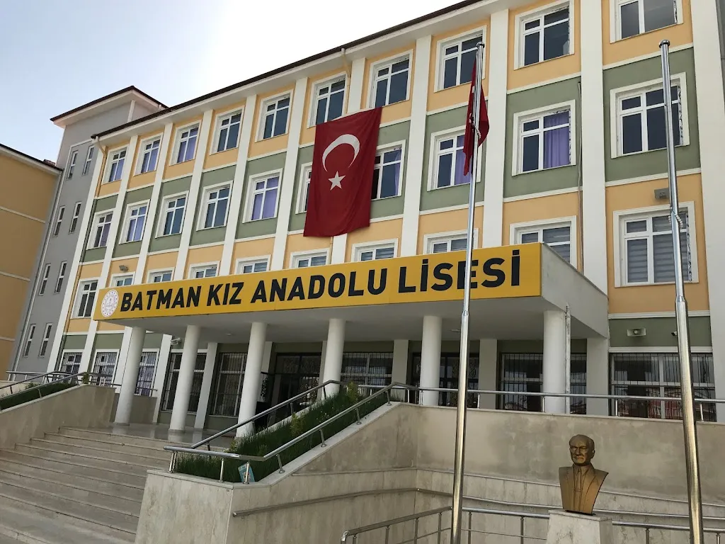 Batman Kız Anadolu Lisesi