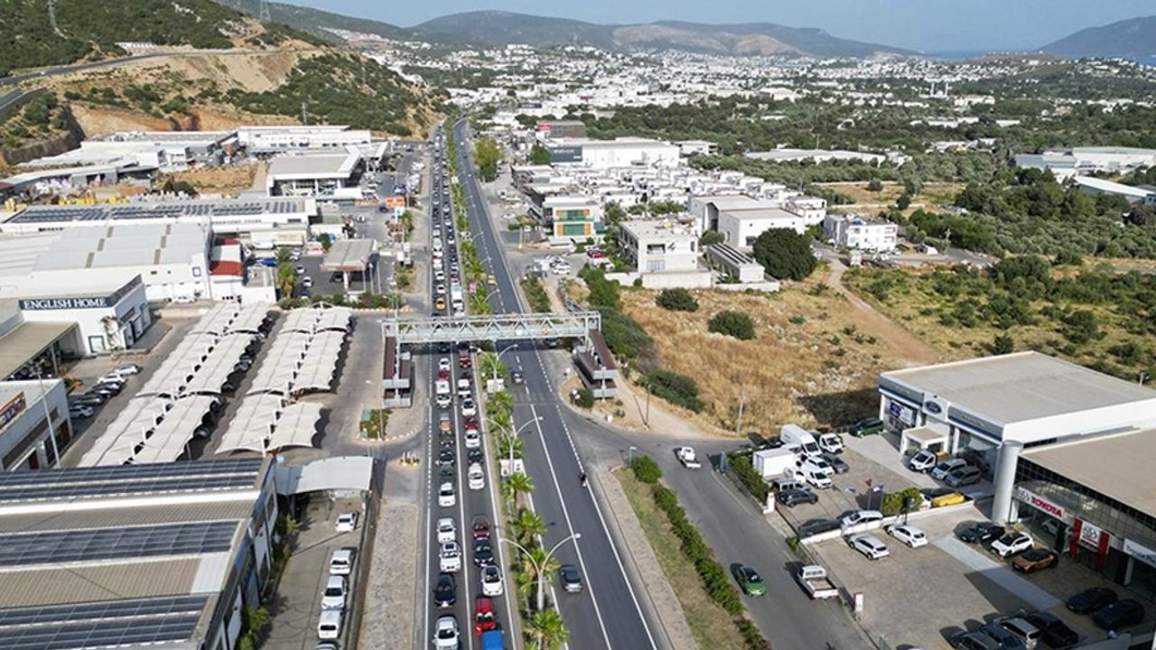 Bayram tatili öncesinde Bodrum'da yoğunluk yaşanıyor