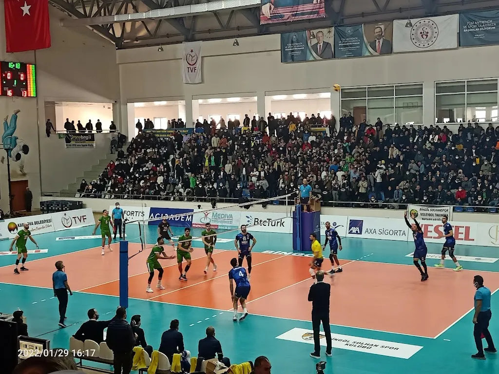 Bingöl Karşıyaka Spor Salonu