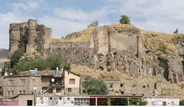 Bitlis Kalesi