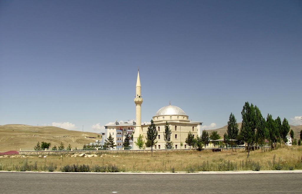 Hacı Zülküf Bozkurt Cami