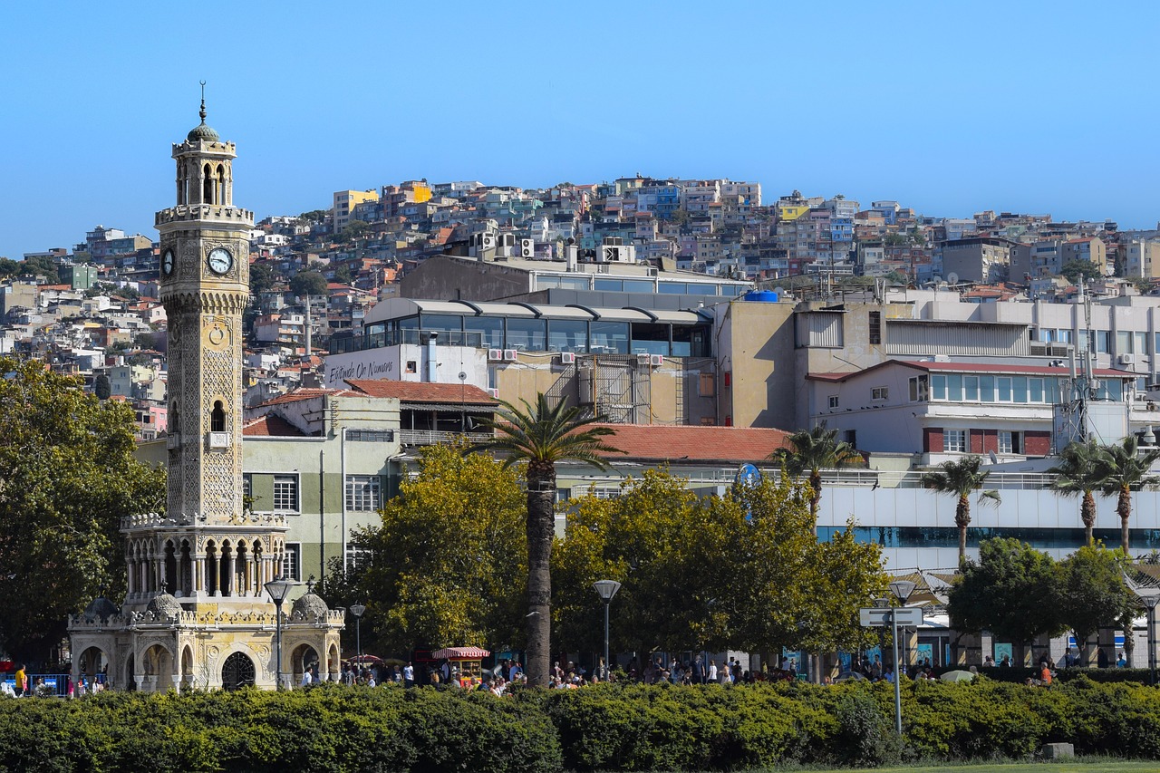 İzmir’de bugün hava nasıl olacak?