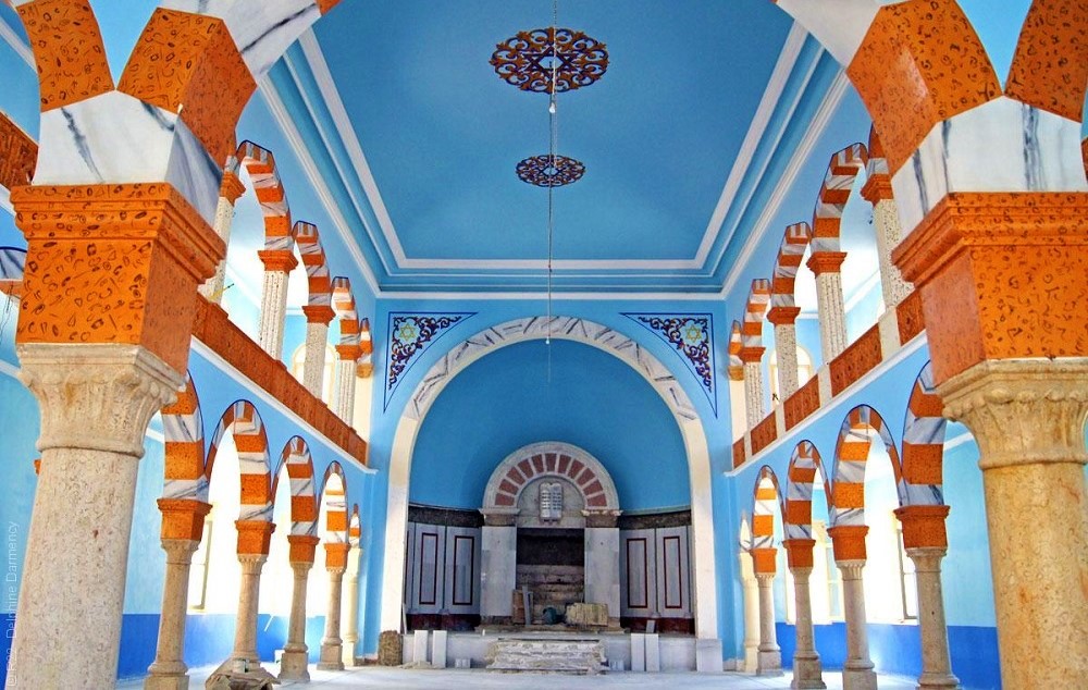 Maghen Abraham Synagogue