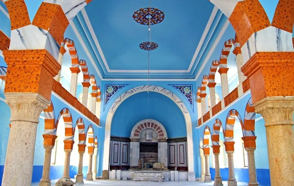 Maghen Abraham Synagogue