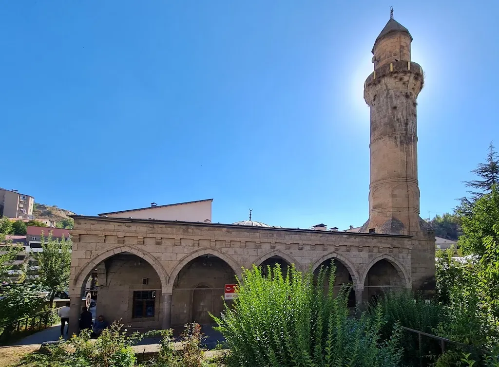 Merkez Meydan Cami