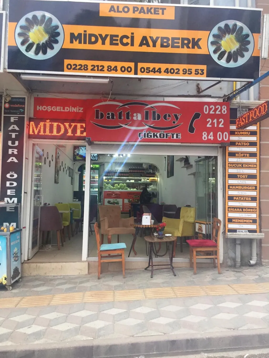 Midyeci Ayberk, Battalbey Çiğköfte, Bilecik Fastfood