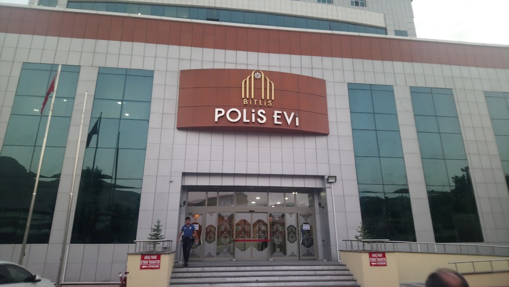 Polis Evi