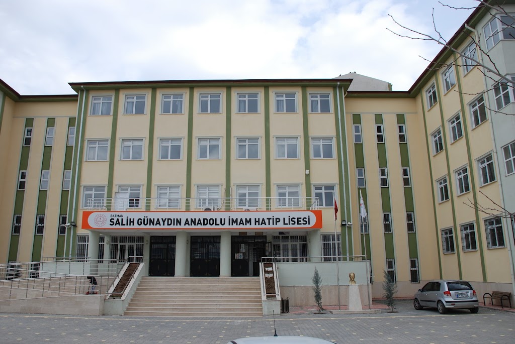 Salih Günaydın Anadolu İmam Hatip Lisesi