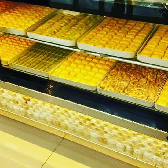 Yeteroğlu baklava & börek