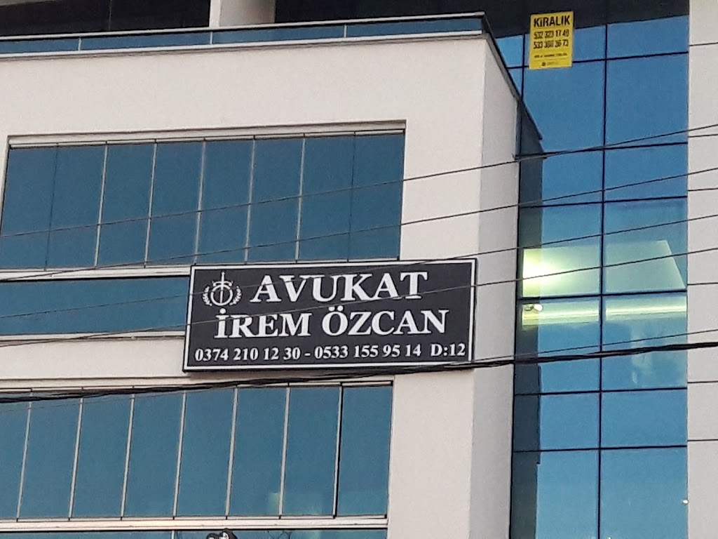 Avukat İrem ÖZCAN