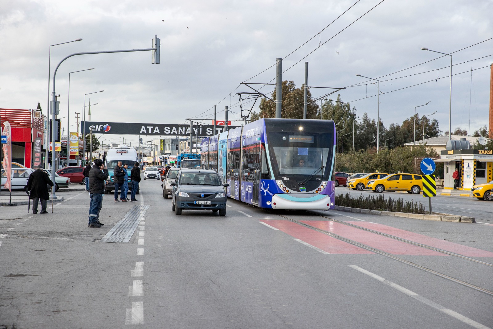 Çiğli ve Karşıyaka tramvay hatlarında aktarmasız dönem