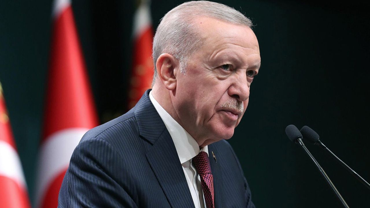 Erdoğan ateş püskürdü: Soykırımcı bir katilin alkışlandığını tüm dünya izledi