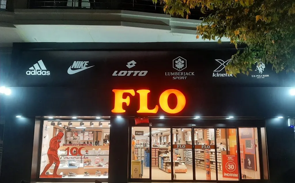 FLO Burdur Cadde Mağazası