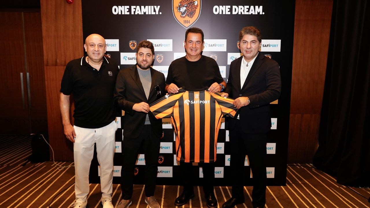 Hull City'e Türkiye'den dev sponsor: Hangi firma Acun Ilıcalı ile anlaştı?