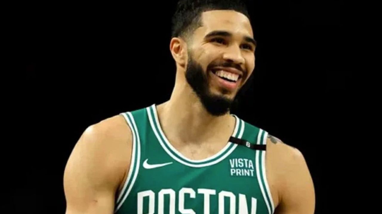 Jayson Tatum NBA rekoru kırdı: 315 milyon dolar!