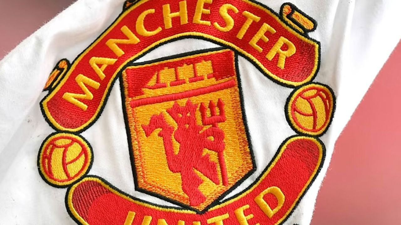 Manchester United'ta işçi kıyımı