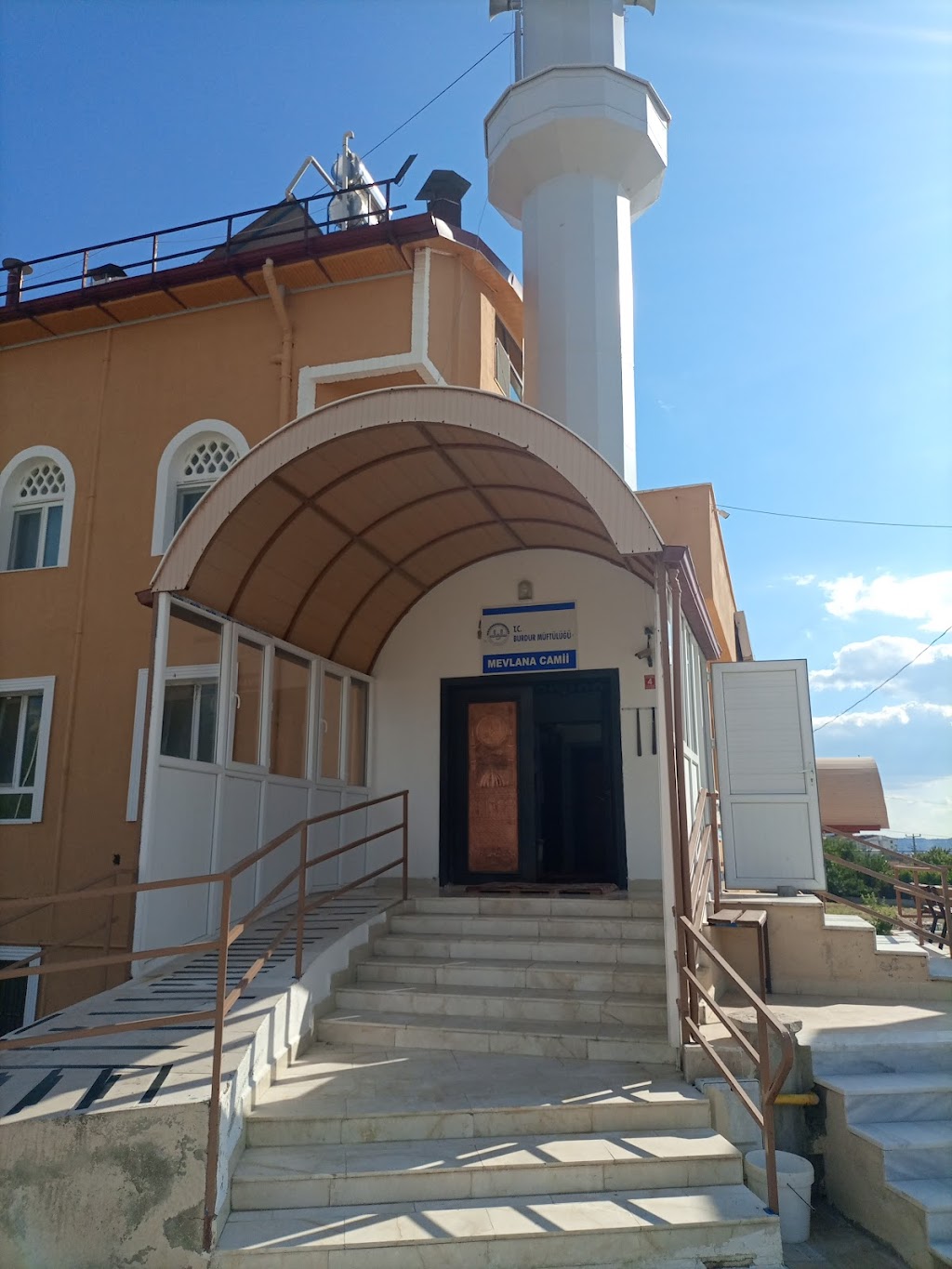 Mevlana cami