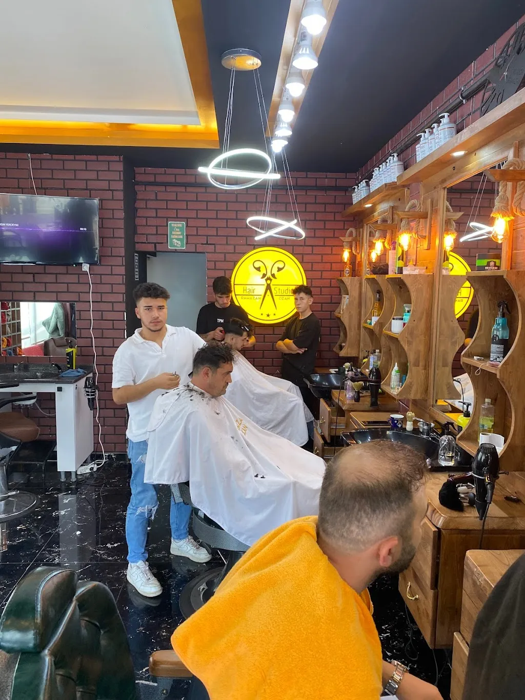 Ramazan Ozan Hair Studio