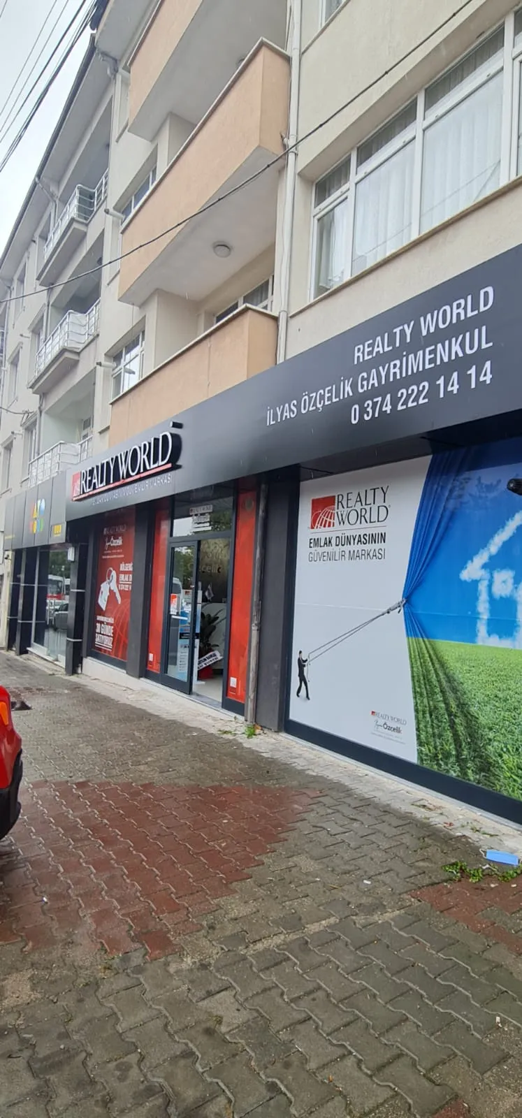 Realty World İlyas Özçelik Gayrimenkul