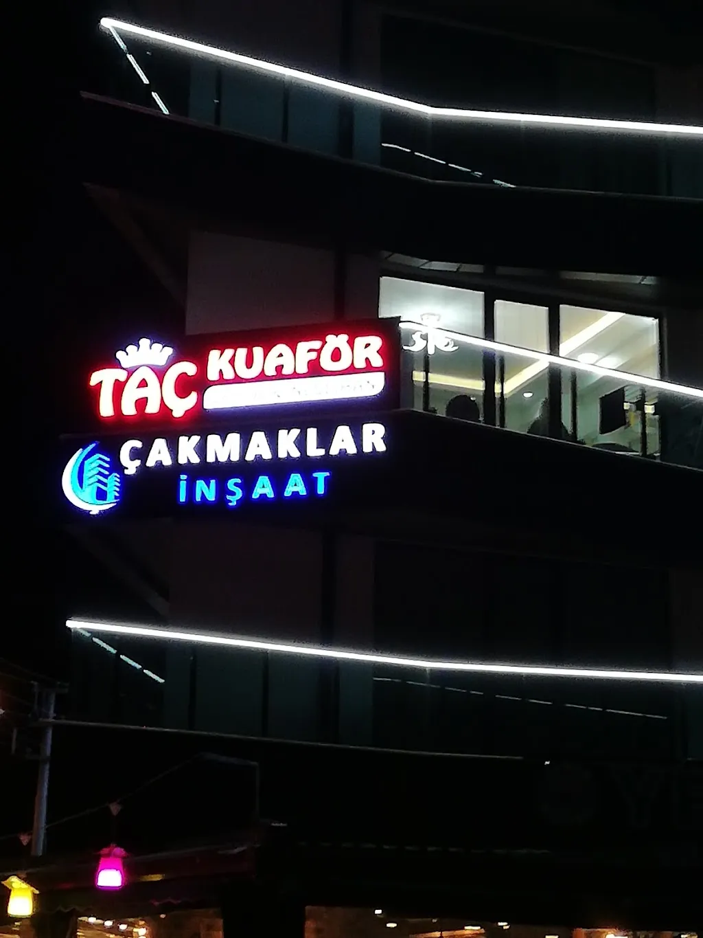 TAÇ KUAFÖR