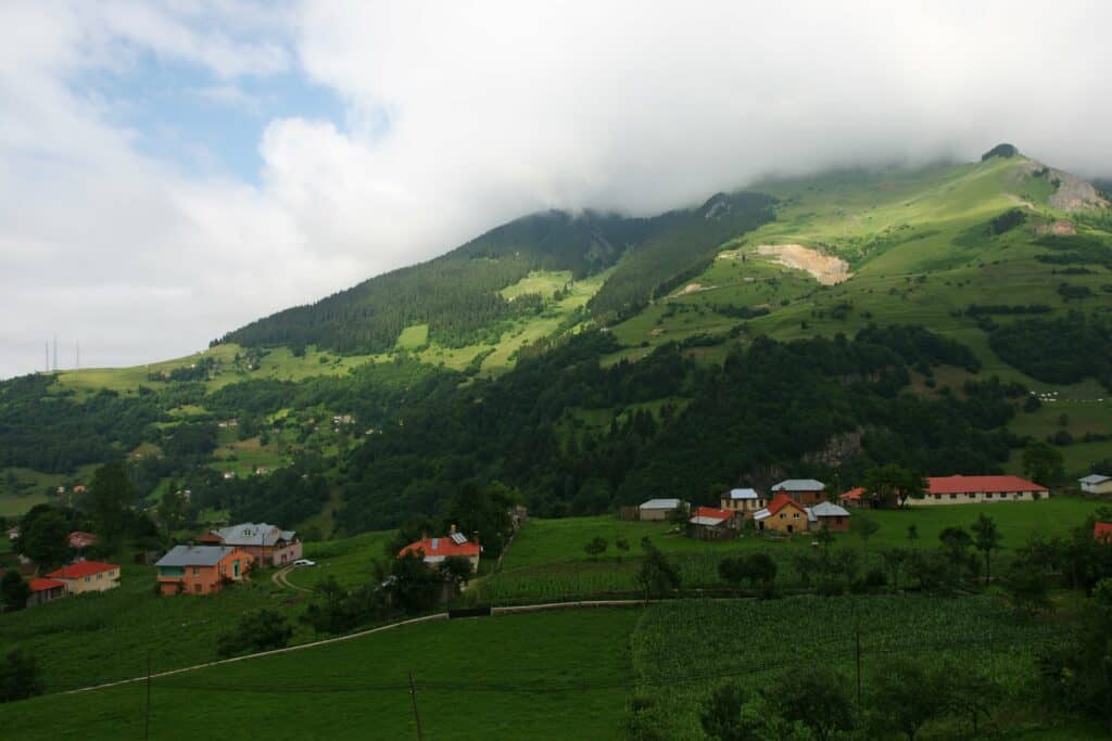 Trabzon Gezilecek Yerler: Trabzon’da Mutlaka Görmeniz Gereken 48 Yer