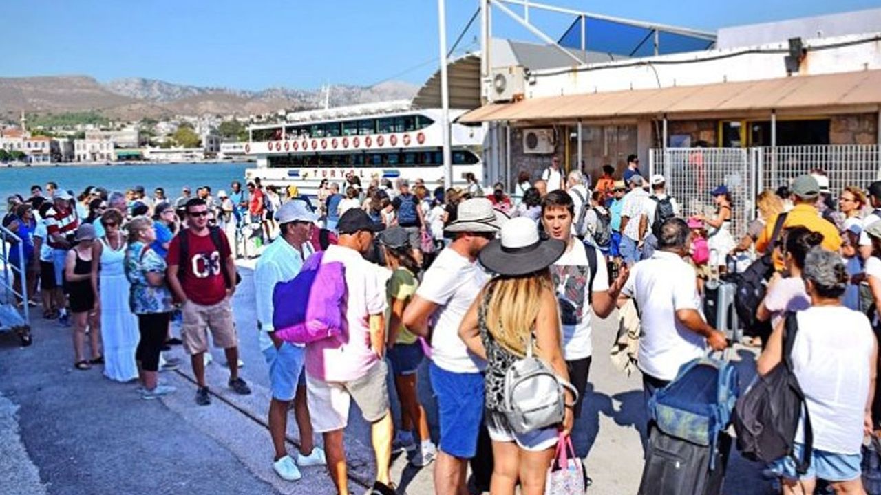 Türkiye'deki turizmcilerden sürpriz hamle: Yunan Adaları'na gidiyorlar